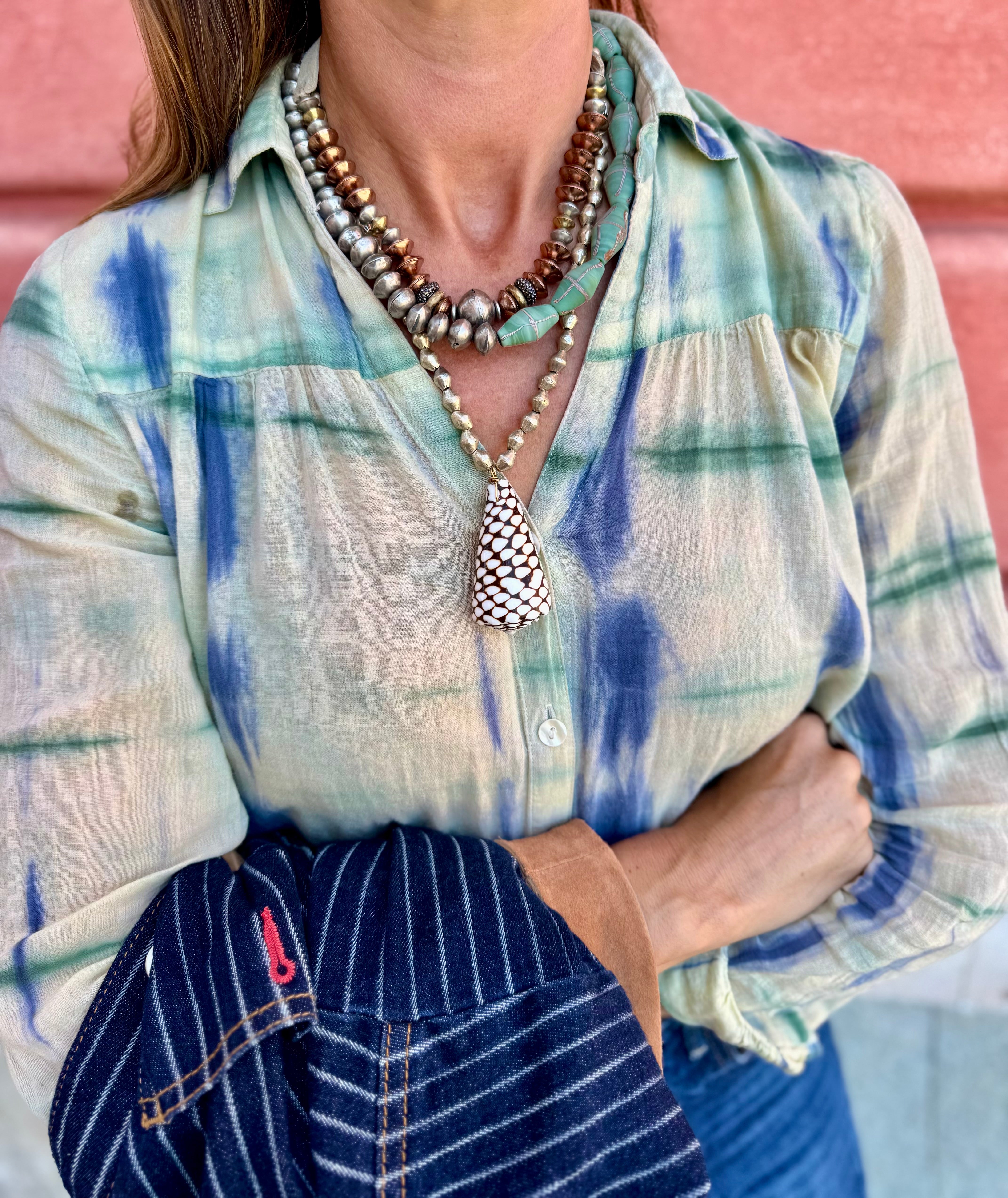 Metal Shell Necklace | Gold