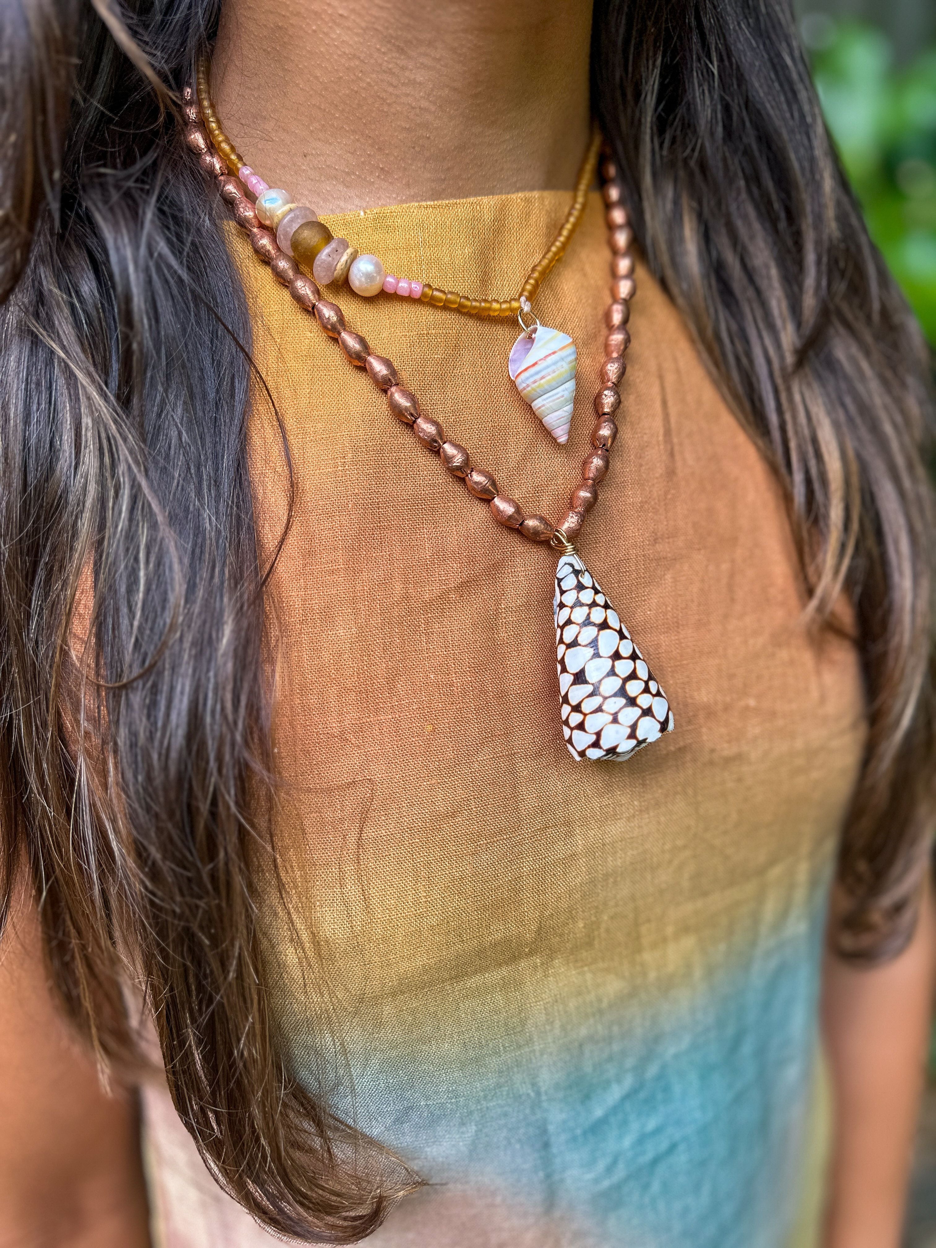 Metal Shell Necklace | Rose Gold