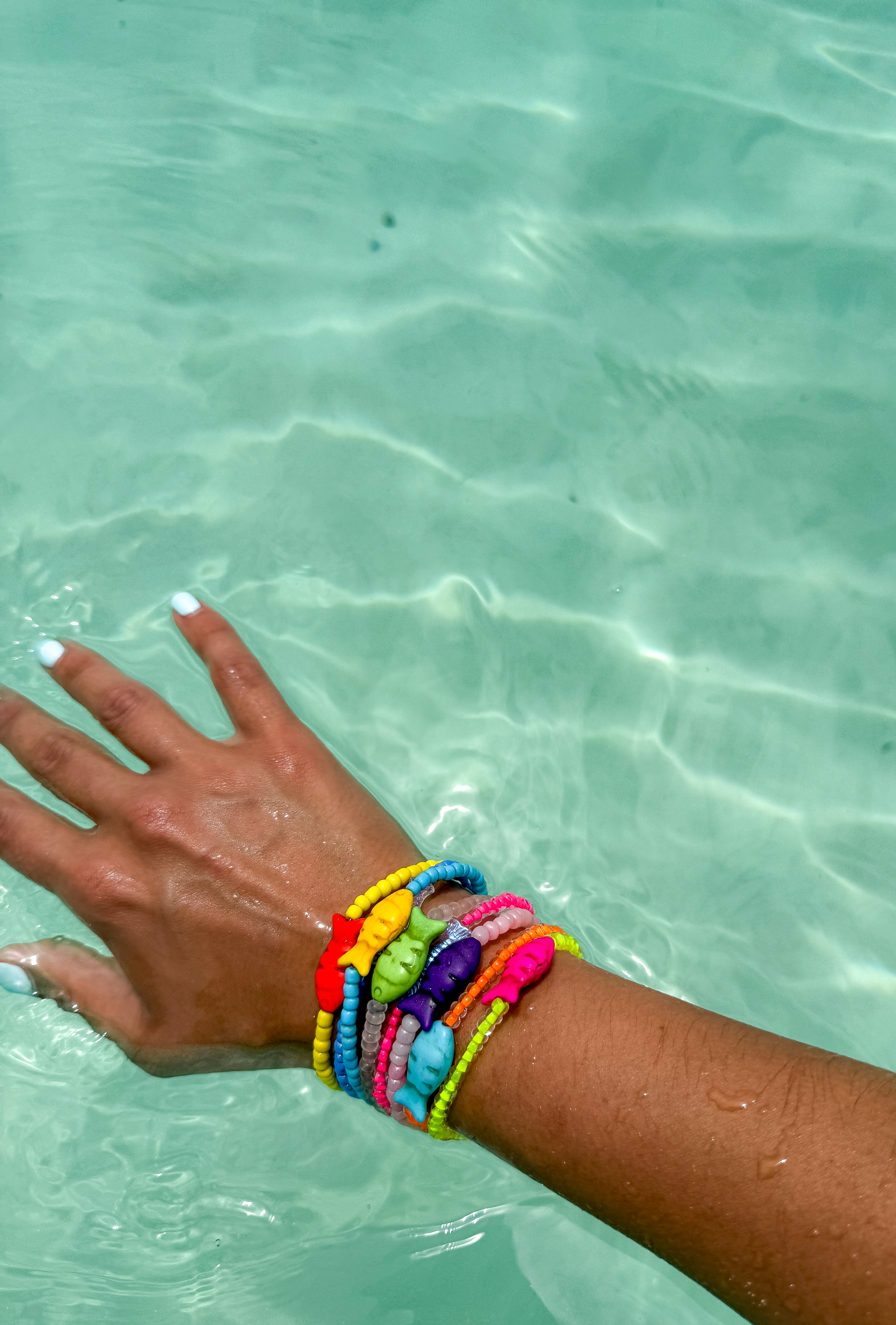 Simple Seed Bracelet | Electric Orange Fish
