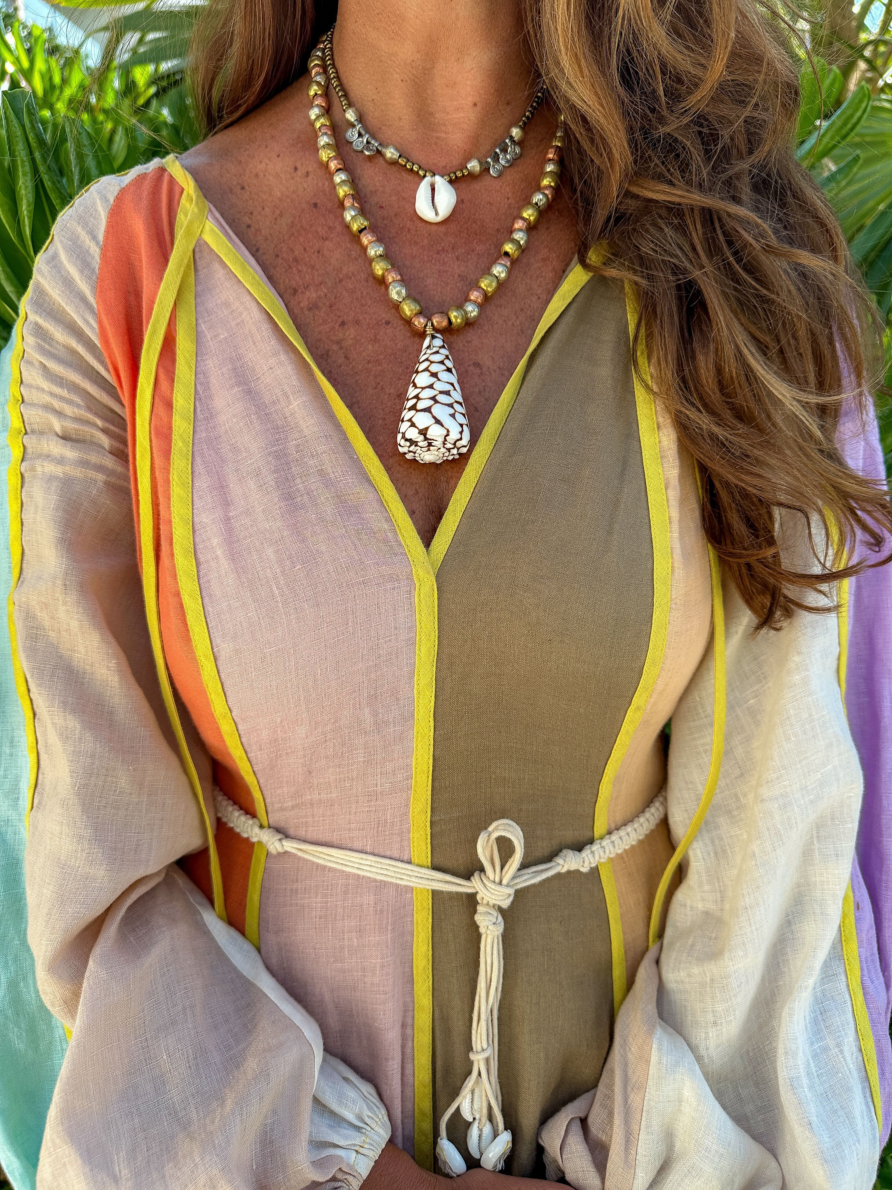 Seed Cowrie Necklace | Gold