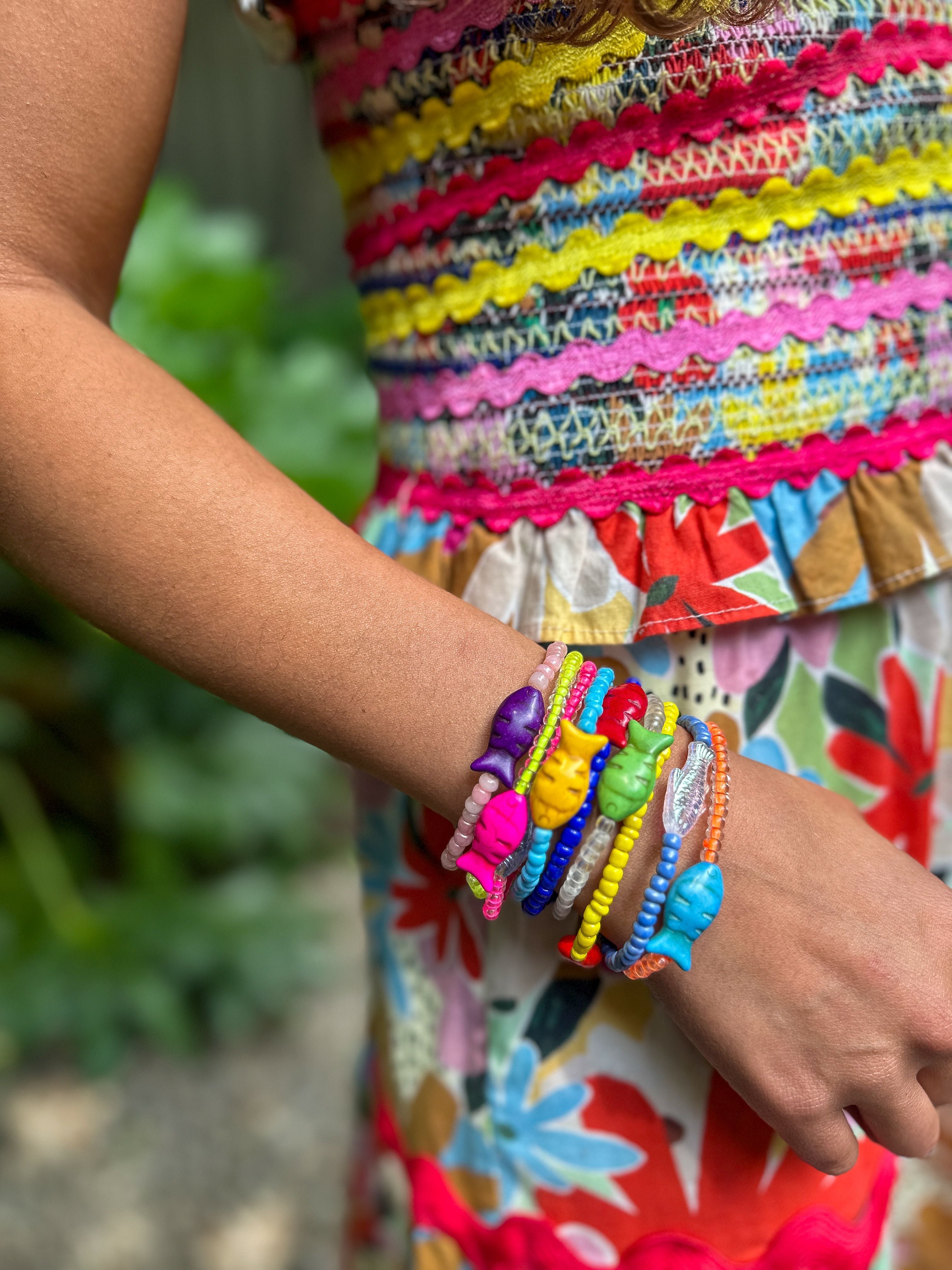 Simple Seed Bracelet | Blue Fish